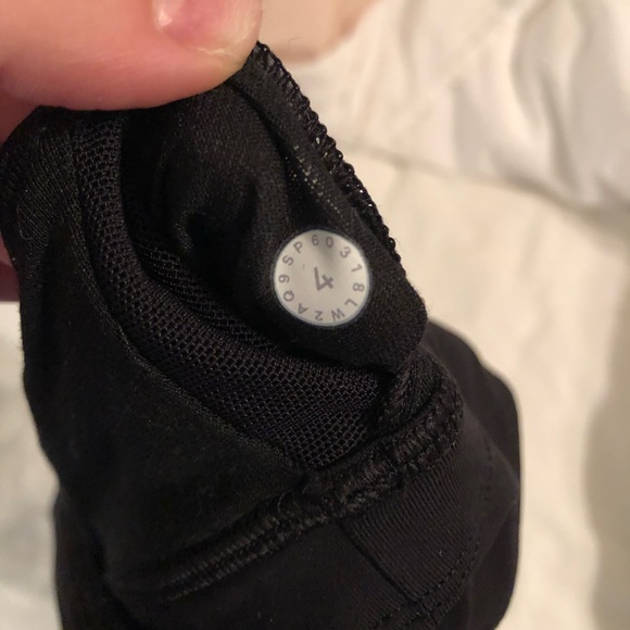 SOLD Lululemon bra - Picture 7 of 8